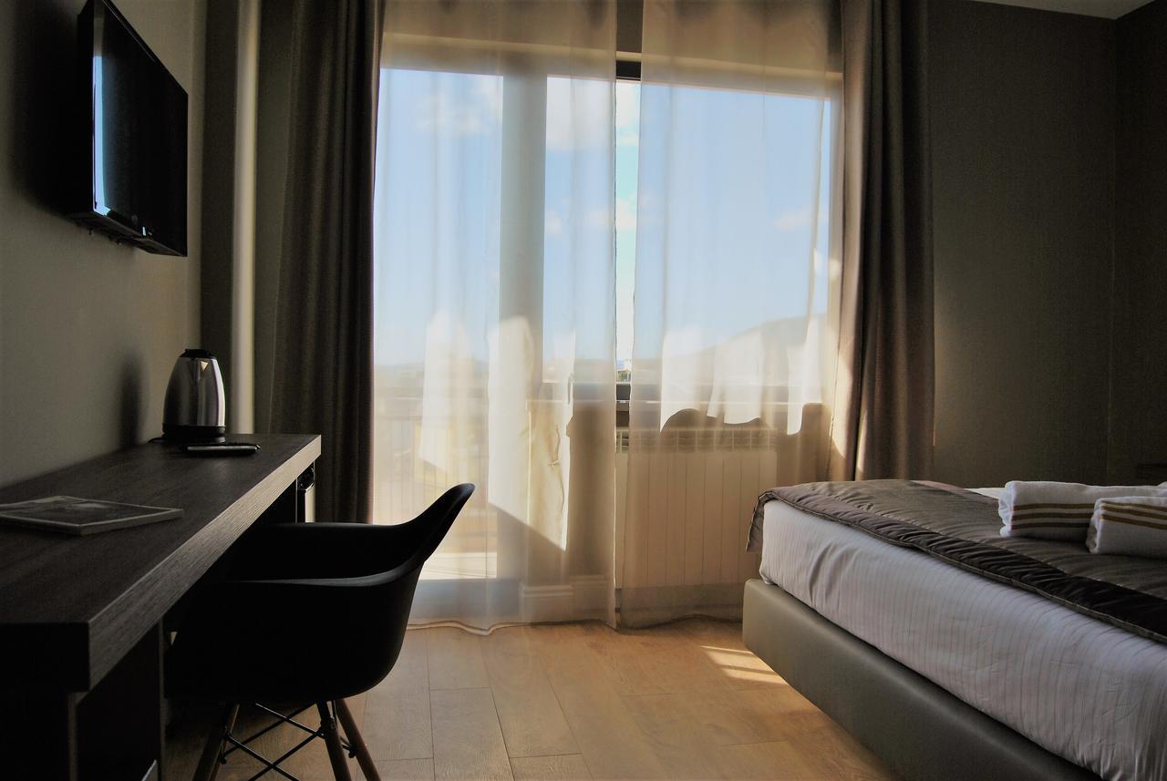7th Floor 3* Napels